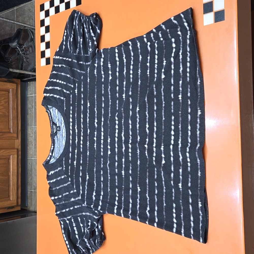 Simply Vera Vera Wang Women's Shirt, Size XL, Black w/ White Horizontal Stripes